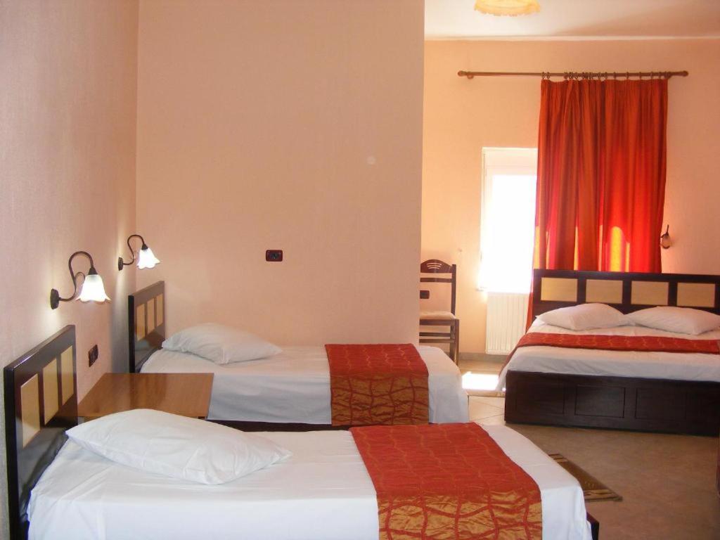 Hotel George Korce Luaran gambar