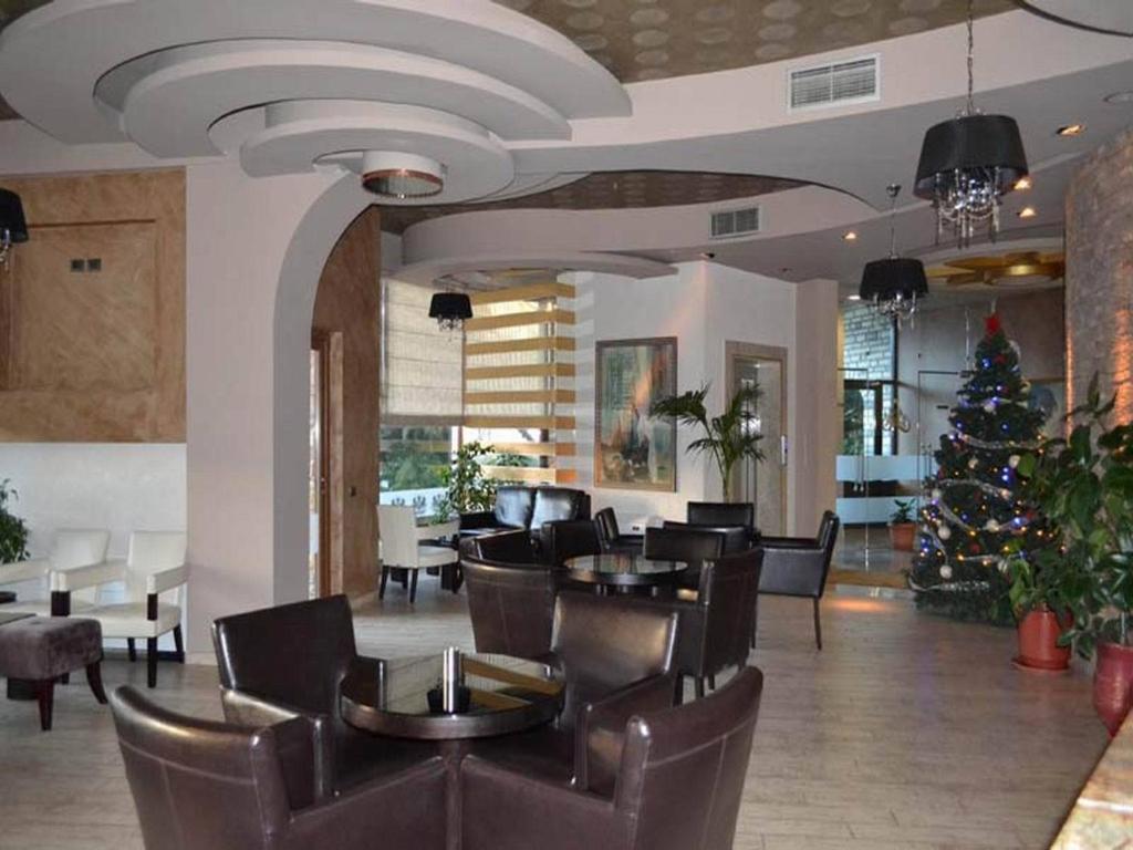 Hotel George Korce Luaran gambar