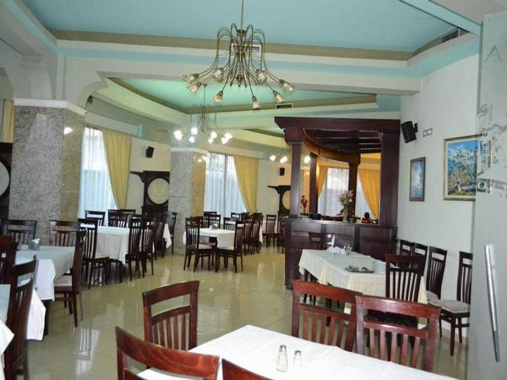 Hotel George Korce Luaran gambar