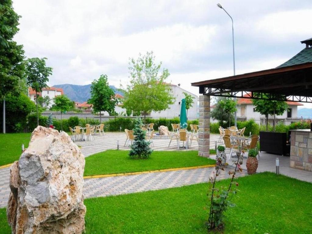 Hotel George Korce Luaran gambar