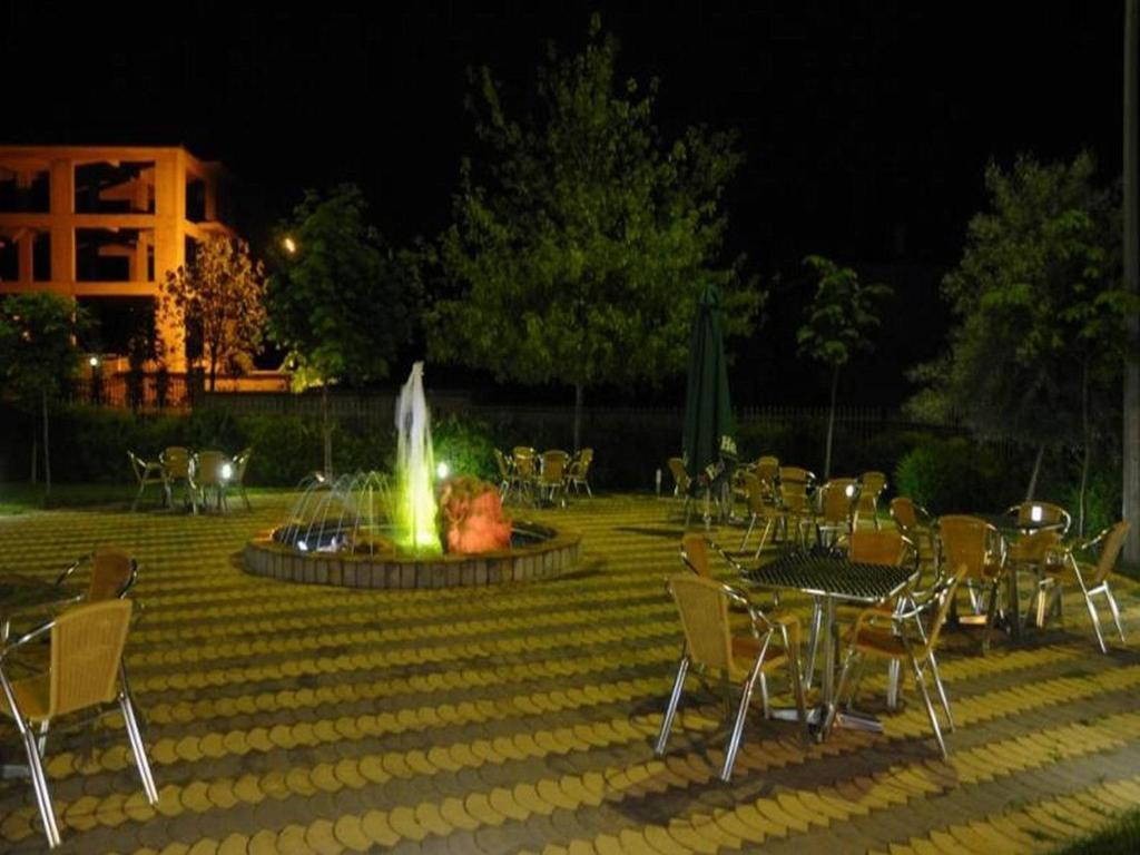Hotel George Korce Luaran gambar